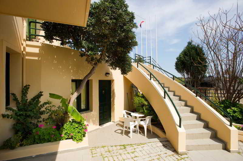 Rainbow Apartments Agioi Apostoli  Buitenkant foto